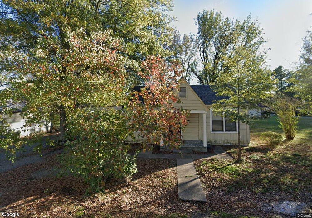 205 W 16th St, Stuttgart, AR 72160 - photo 1