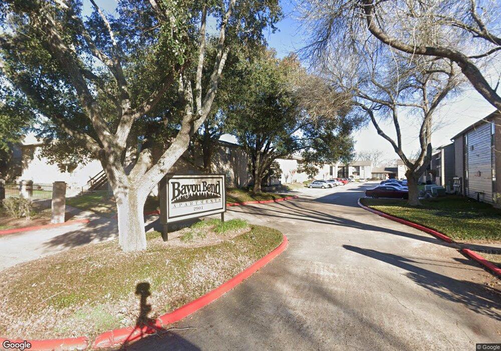 2901 Airport Ave, Rosenberg, TX 77471 - photo 1