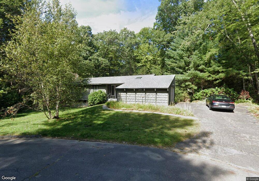 10 Red Fox Ln, Amherst, MA 01002 - photo 1