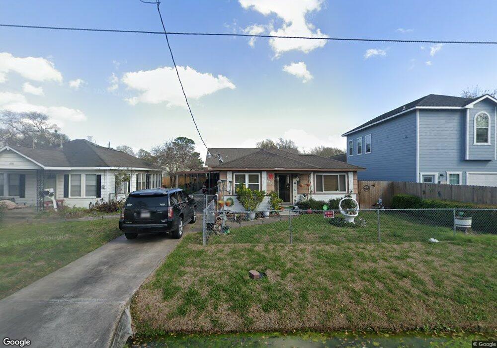 6614 Lazaras St, Houston, TX 77022 - photo 1