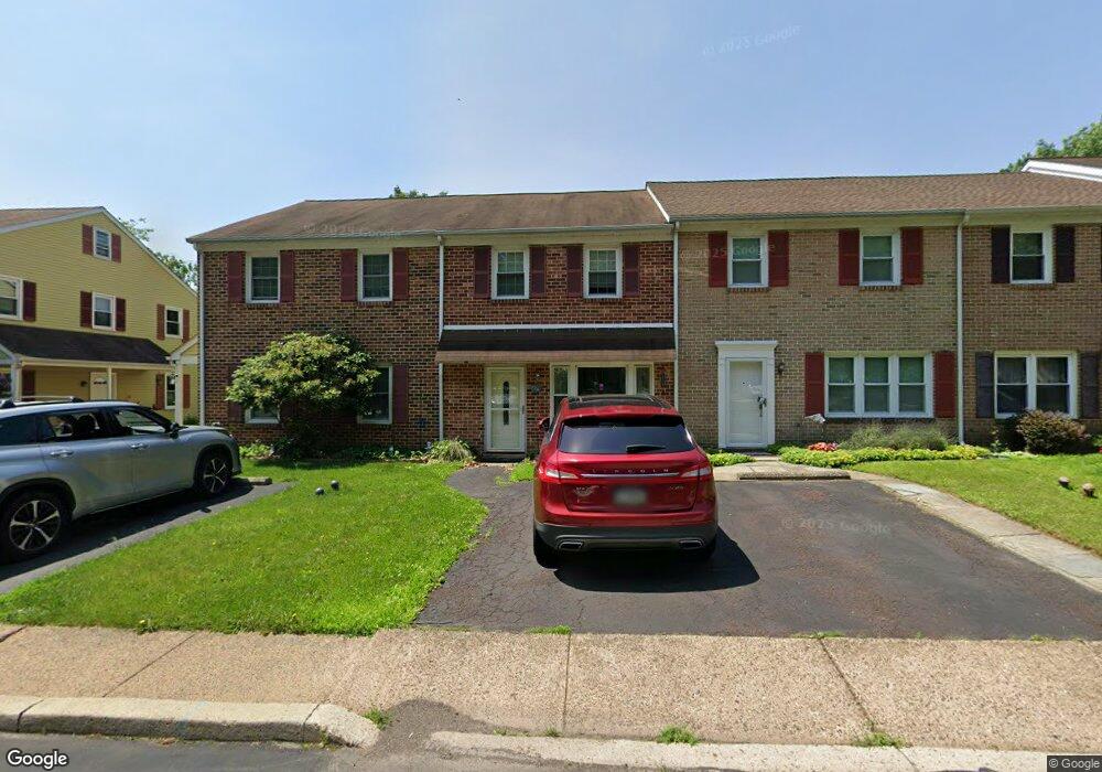 524 Portsmouth Ct, Sellersville, PA 18960 - photo 1