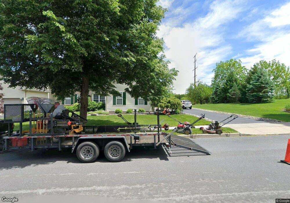 2169 Woodridge Dr, Macungie, PA 18062 - photo 1