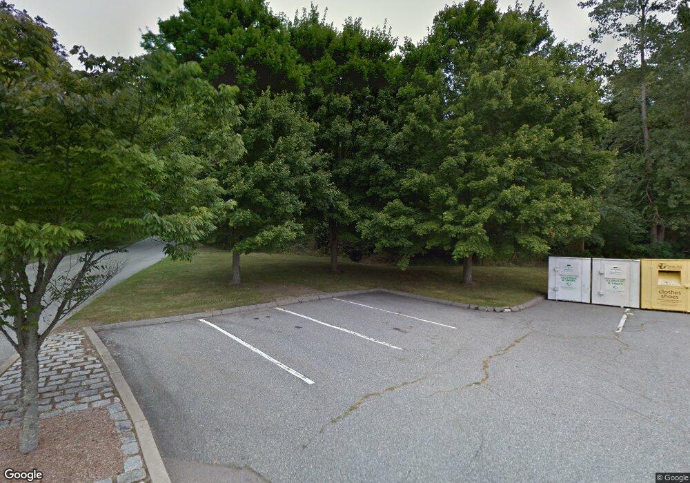 5 Pequot Run, Pawcatuck, CT 06379 - photo 1