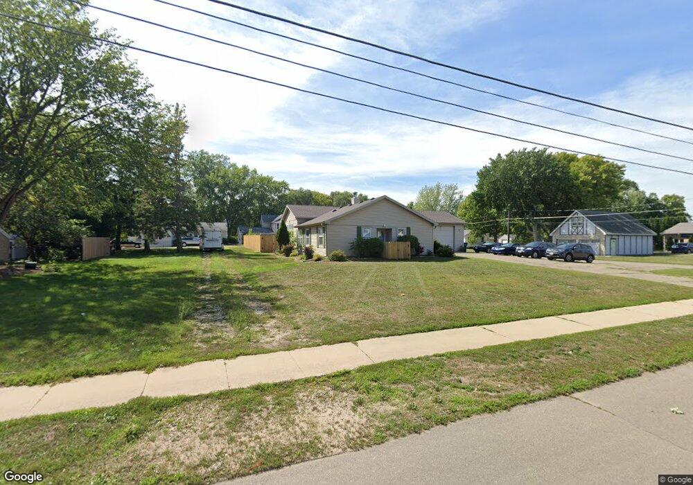 1000 12th St SW, Austin, MN 55912 - photo 1