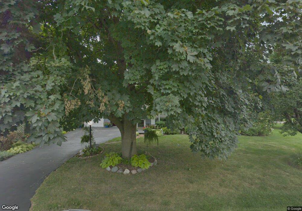 224 Sunset Dr, Carpentersville, IL 60110 - photo 1