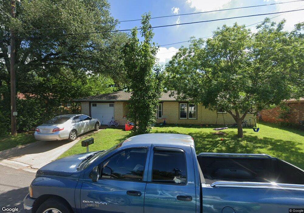 314 Gatrix Ave, Cleburne, TX 76033 - photo 1