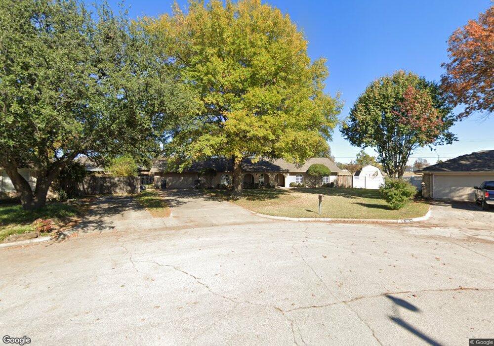 1401 Sunny Ln, Ardmore, OK 73401 - photo 1