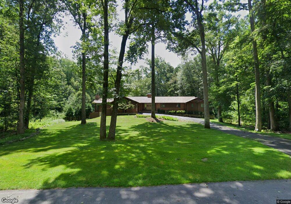 49 Drummer Ln, Redding, CT 06896 - photo 1