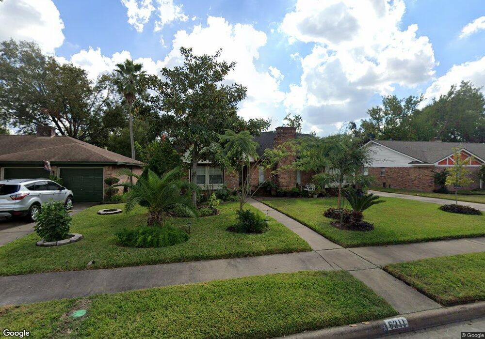 6211 Elkwood Forest Dr, Houston, TX 77088 - photo 1