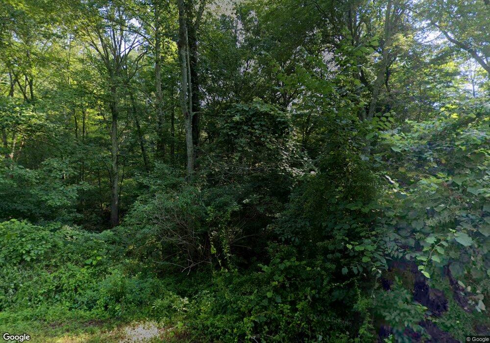 125 Winthrop Rd, Guilford, CT 06437 - photo 1