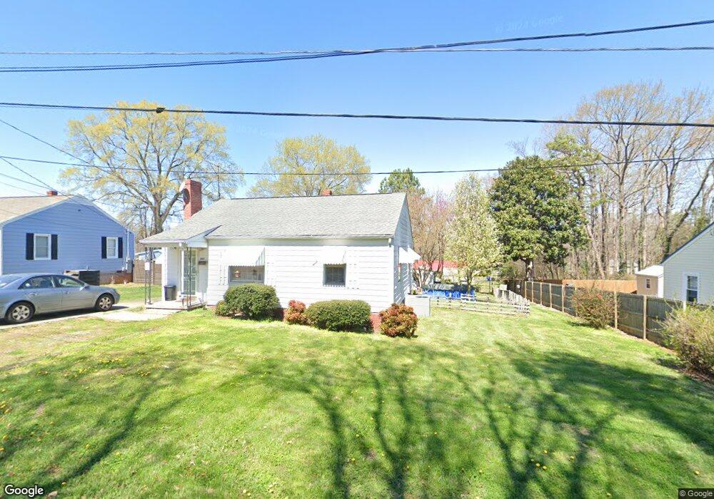 703 Red Oak Dr, Siler City, NC 27344 - photo 1