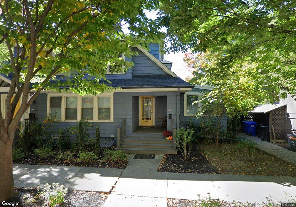 72 Beaconsfield Rd unit 72, Brookline, MA 02445 - photo 1