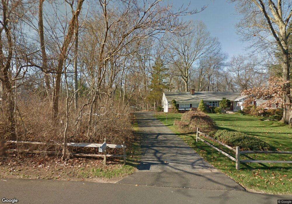 54 Stonehedge Dr S, Greenwich, CT 06831 - photo 1