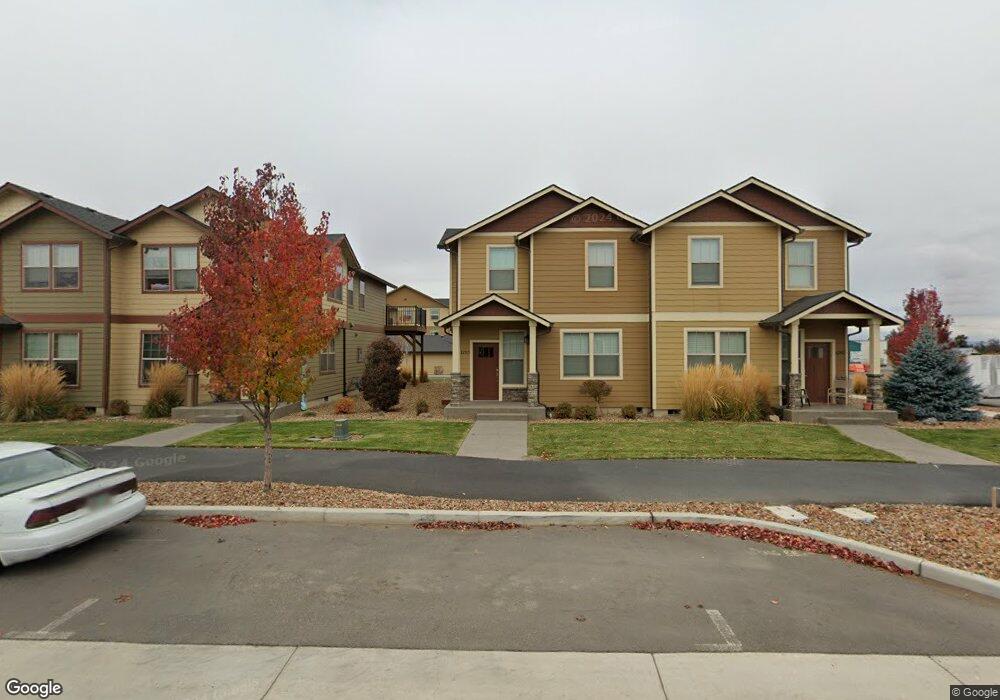 1203 SW 35th St, Redmond, OR 97756 - photo 1