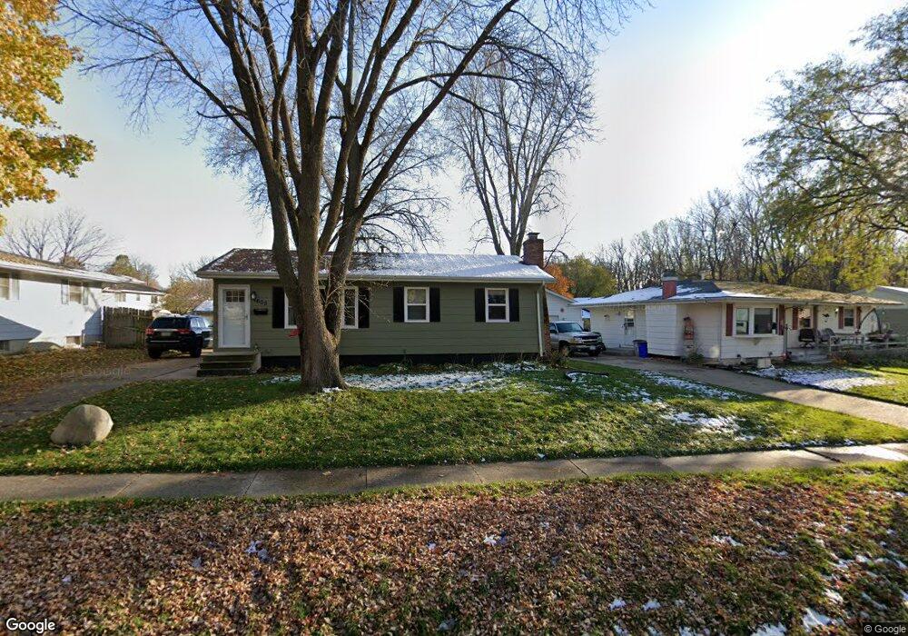 1605 Daleview Dr, Marion, IA 52302 - photo 1