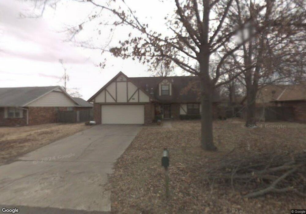 2521 W Elgin St, Broken Arrow, OK 74012 - photo 1