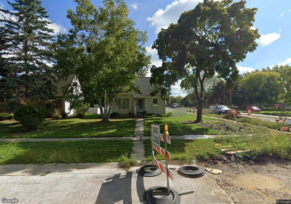 W164N8410 Hiawatha Ave, Menomonee Falls, WI 53051 - photo 1