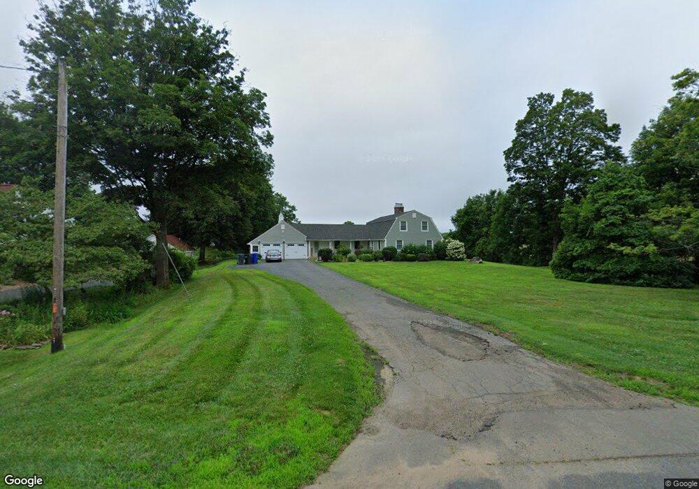 813 Mapleton Ave, Suffield, CT 06078 - photo 1