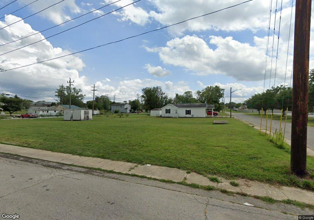 2001 5th St, Columbus, IN 47201 - photo 1