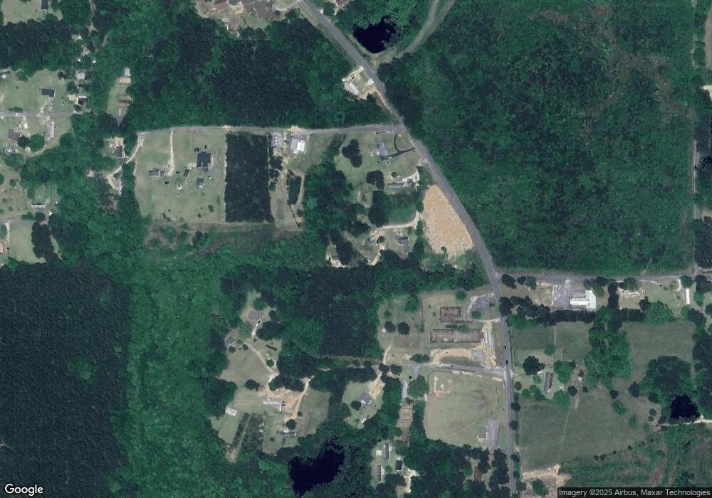 697 Magnolia Rd, Laurel, MS 39443 - photo 1