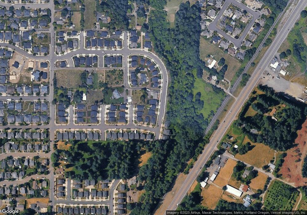 1563 N Sycamore St, Canby, OR 97013 - photo 1