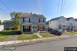 230 2nd St Unit L17, Blakely, PA 18447