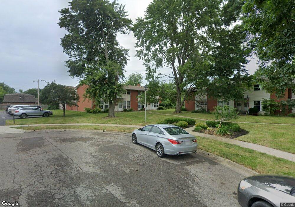 5560 Rockwood Ct, Columbus, OH 43229 - photo 1