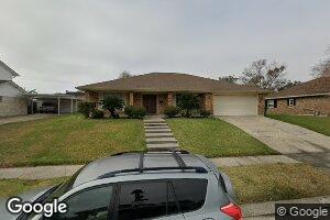 808 Glencove Ln, Gretna, LA 70056
