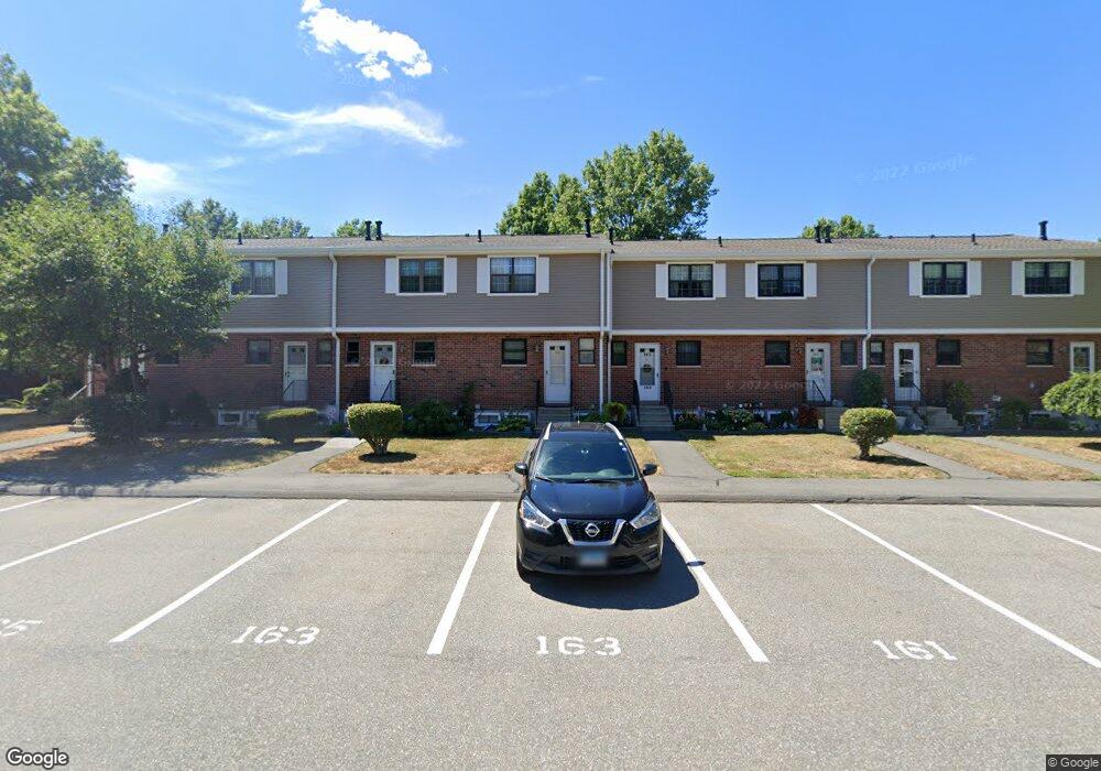 165 Hampton Ct, Newington, CT 06111 - photo 1