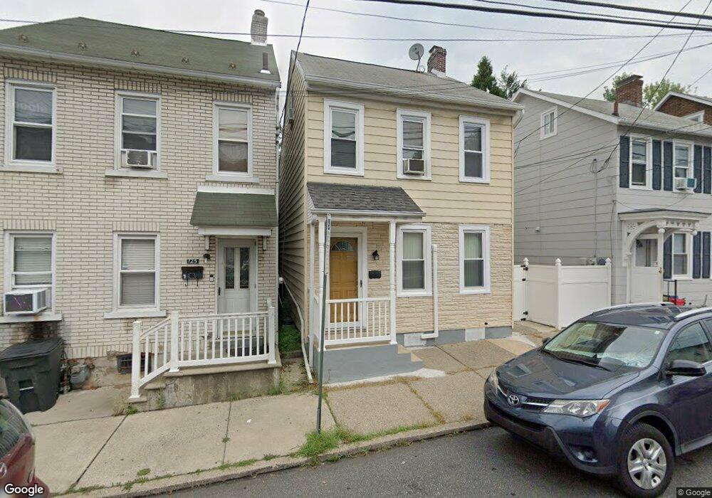 127 E Garrison St, Bethlehem, PA 18018 - photo 1