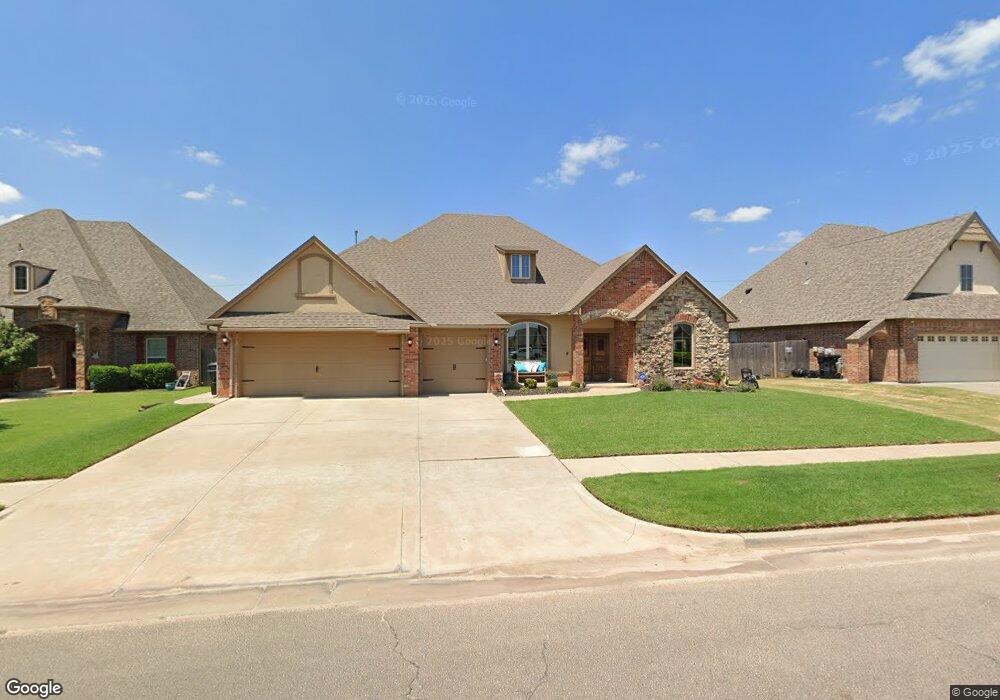 2813 SE 5th St, Moore, OK 73160 - photo 1