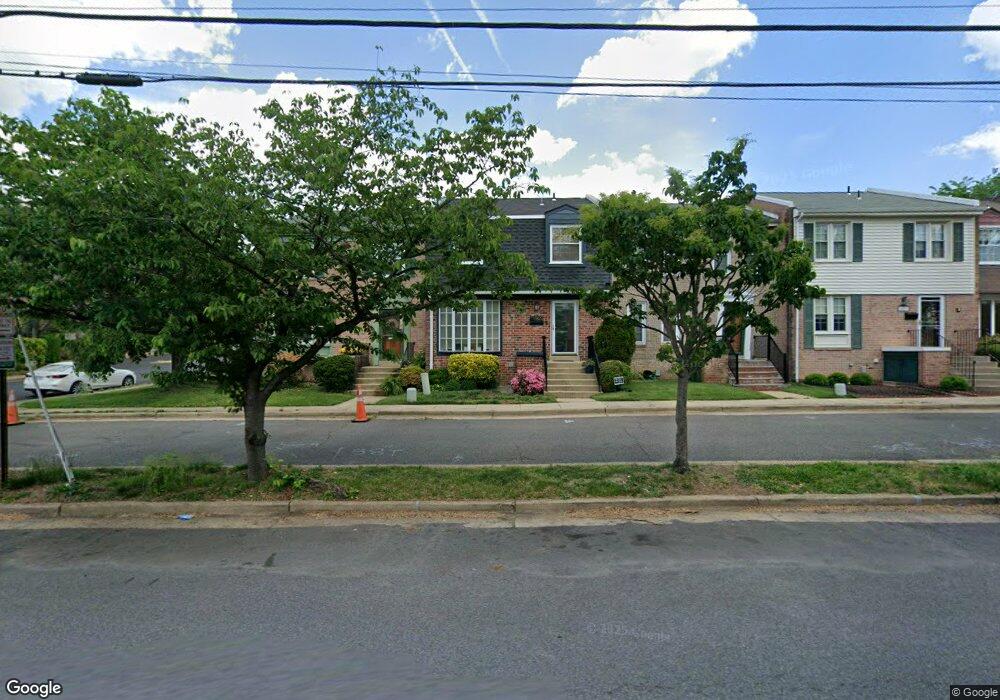 5427 Richenbacher Ave, Alexandria, VA 22304 - photo 1