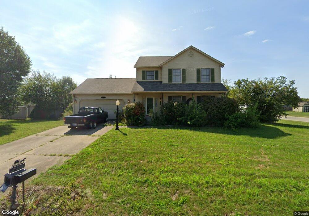 4644 Hackberry Dr, Columbus, IN 47201 - photo 1