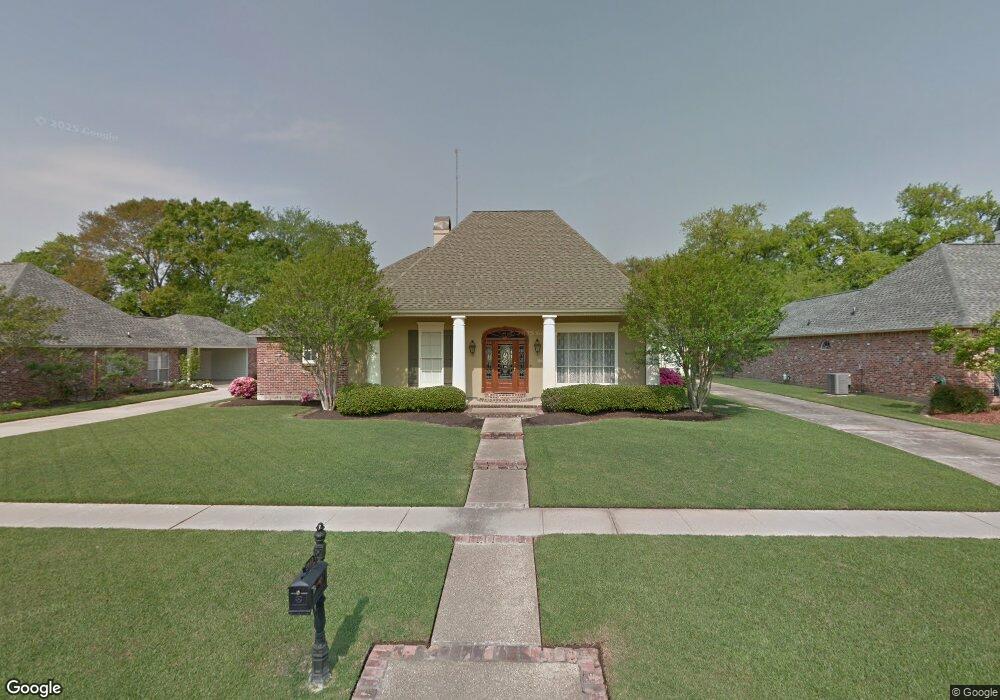 1647 Great Oak Dr, Baton Rouge, LA 70810 - photo 1