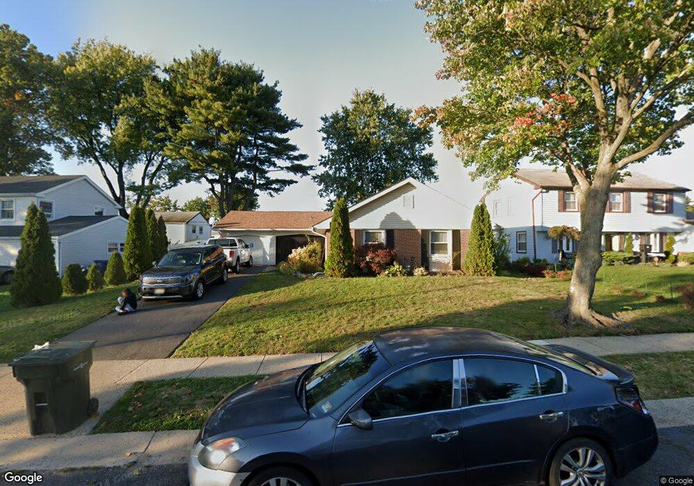 33 Potter Ln, Willingboro, NJ 08046 - photo 1