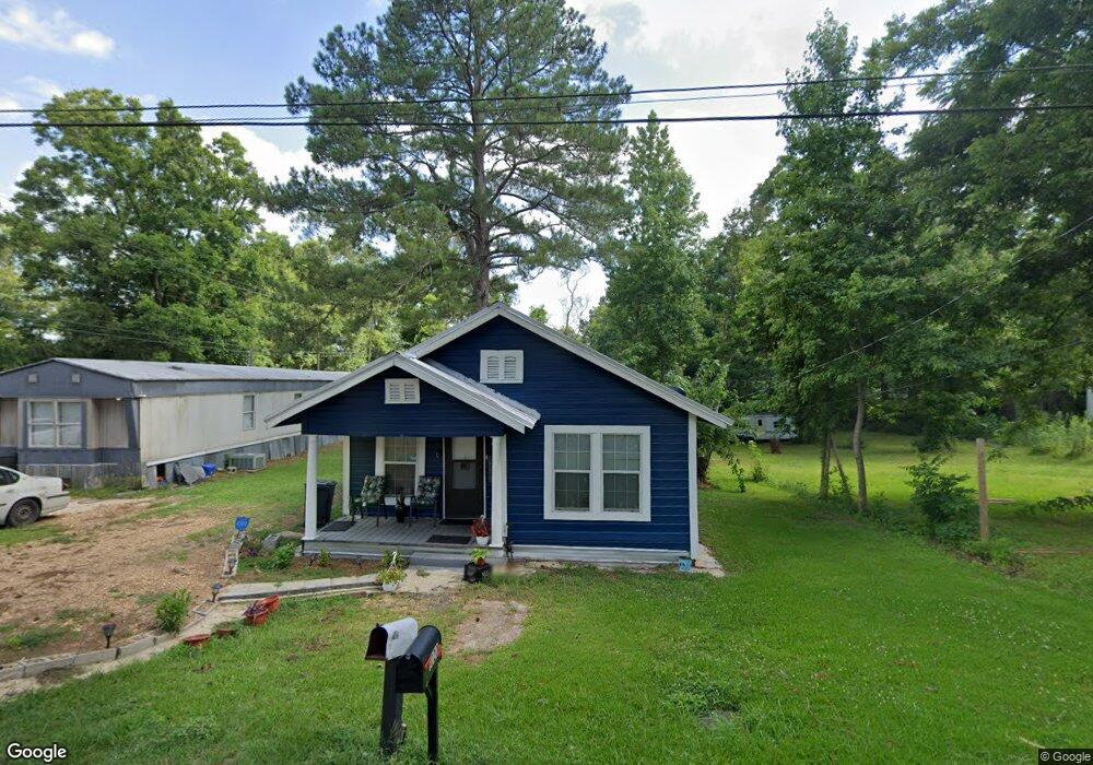 1020 Hunter St, Hazlehurst, MS 39083 - photo 1