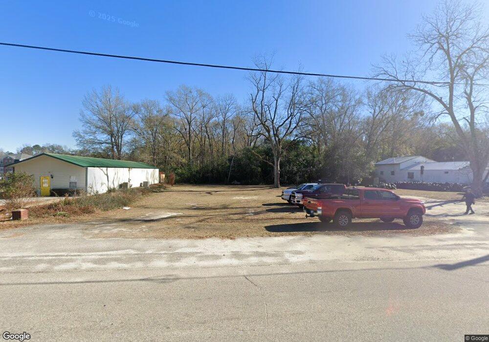 830 Mill St, Camden, SC 29020 - photo 1