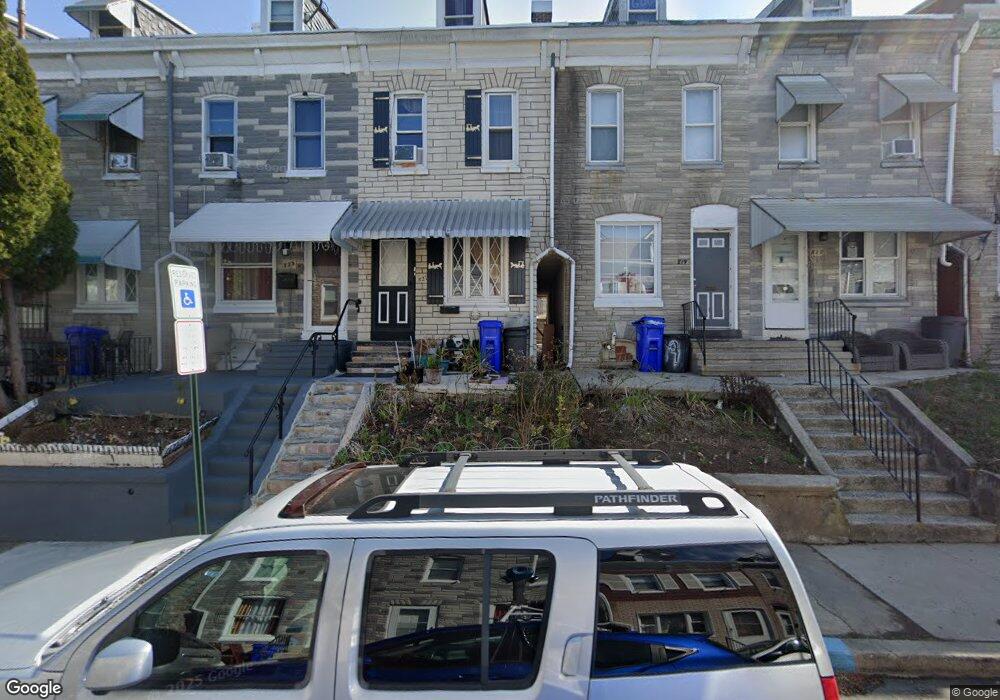 821 Locust St, Reading, PA 19604 - photo 1