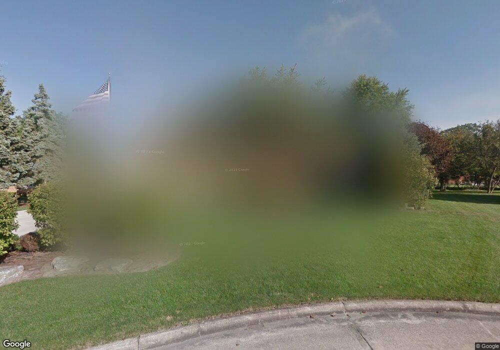 8164 Thorntree Ct, Grosse Ile, MI 48138 - photo 1