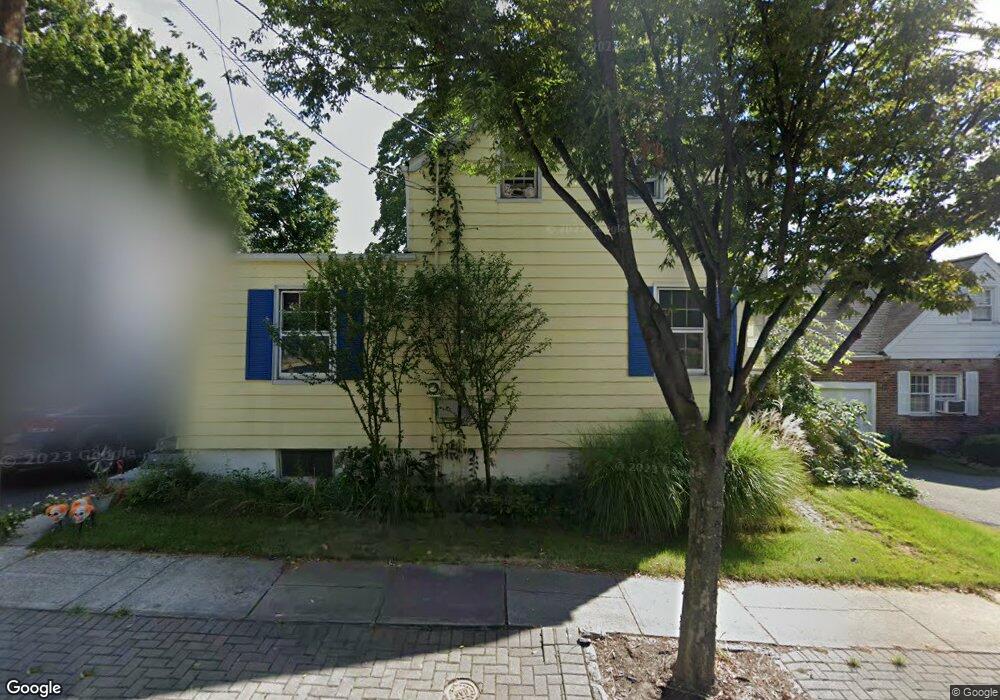 184 Kinderkamack Rd, River Edge, NJ 07661 - photo 1