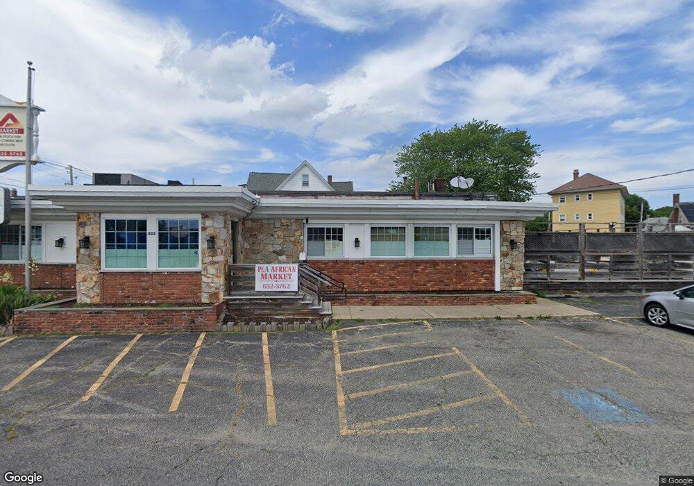 855 Newport Ave, Pawtucket, RI 02861 - photo 1