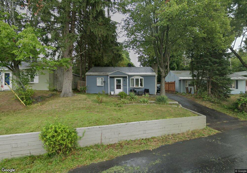 231 Lakeshore Dr, Rensselaer, NY 12144 - photo 1