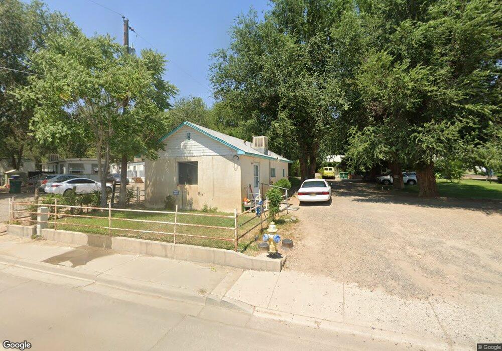 2114 W Apache St, Farmington, NM 87401 - photo 1