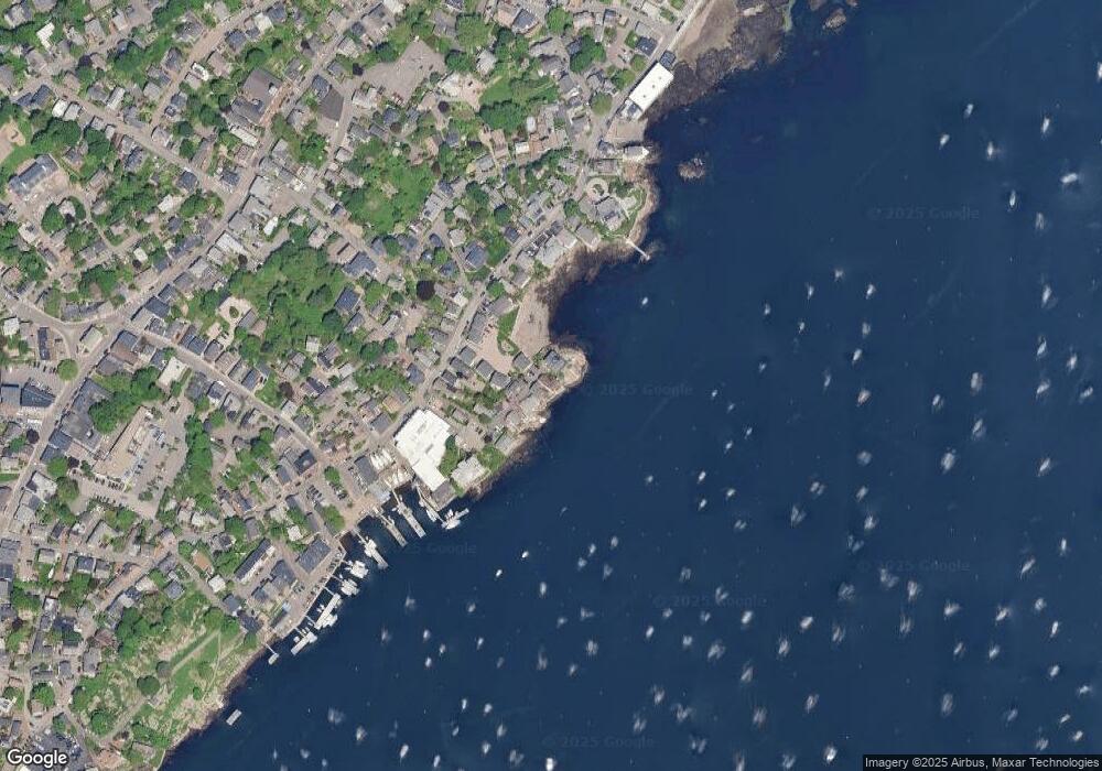 19 Goodwins Ct unit 2, Marblehead, MA 01945 - photo 1