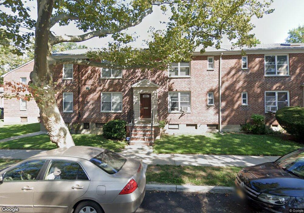 19207 37th Ave unit 208, Flushing, NY 11358 - photo 1