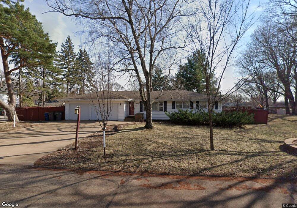 16809 Scenic Ln N, Minnetonka, MN 55345 - photo 1