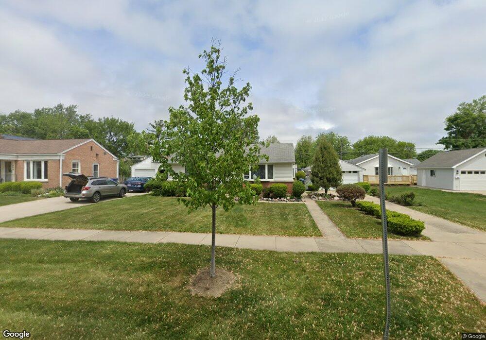 876 Greenview Ave, Des Plaines, IL 60016 - photo 1