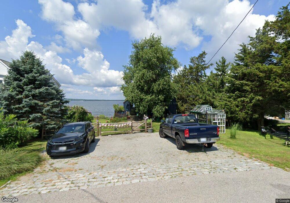 561 Seaside Dr, Jamestown, RI 02835 - photo 1