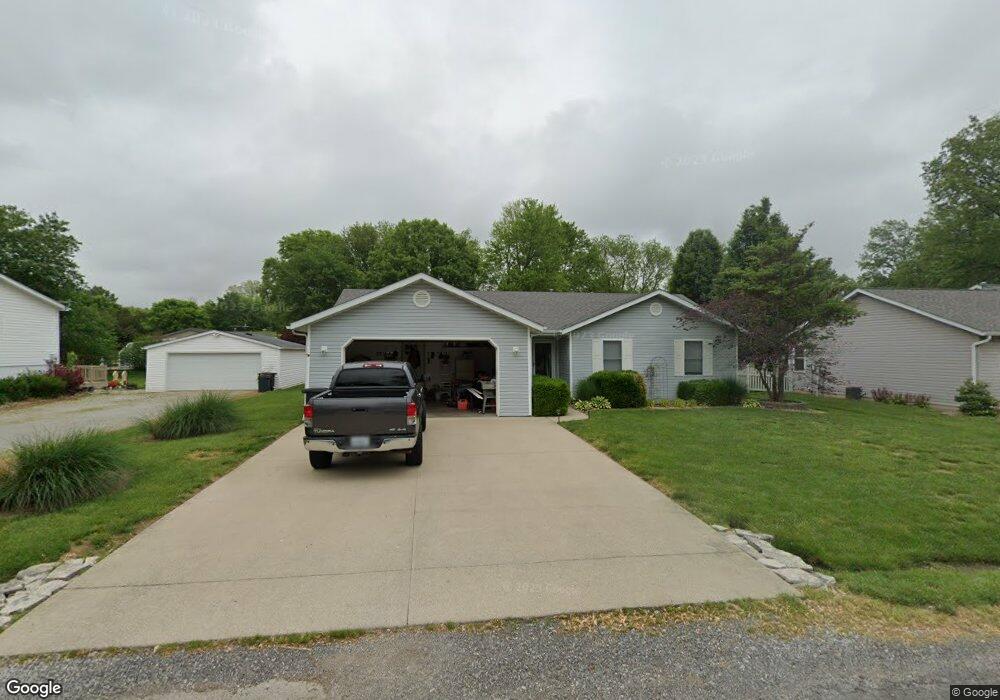 205 Elizabeth Dr, Freeburg, IL 62243 - photo 1