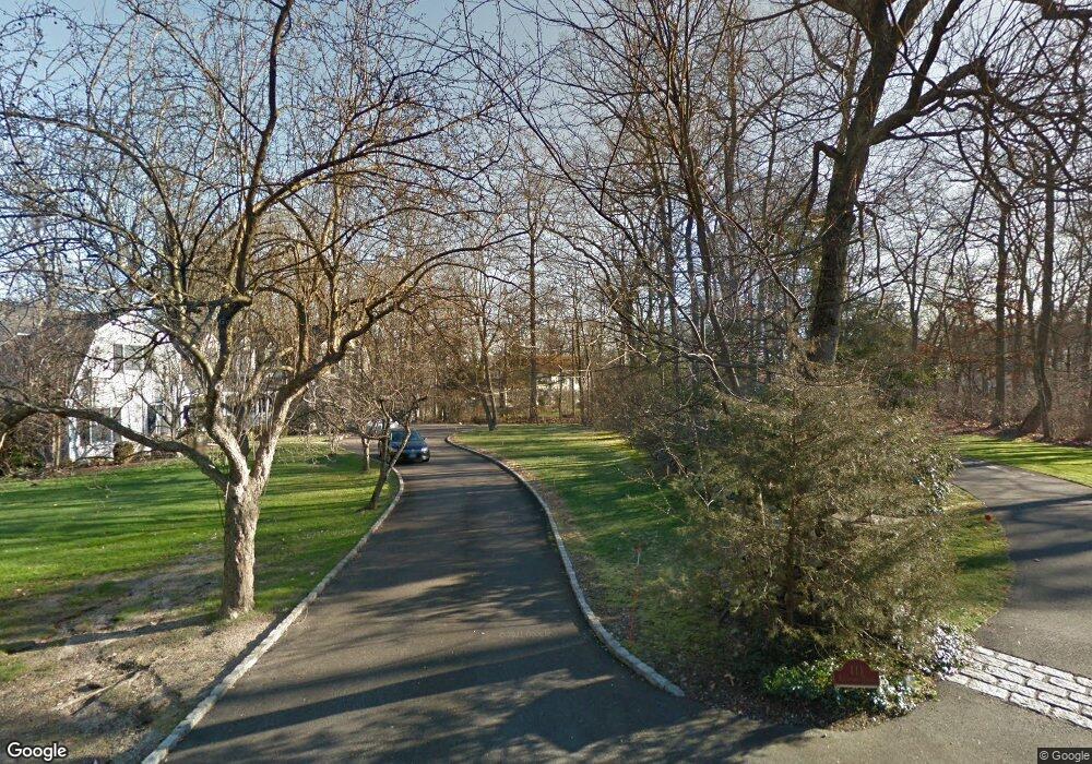 111 Sagamore Trail, New Canaan, CT 06840 - photo 1